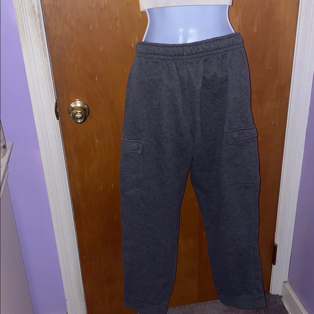 Boy’s Nike Gray Cargo Joggers - Picture 10 of 15